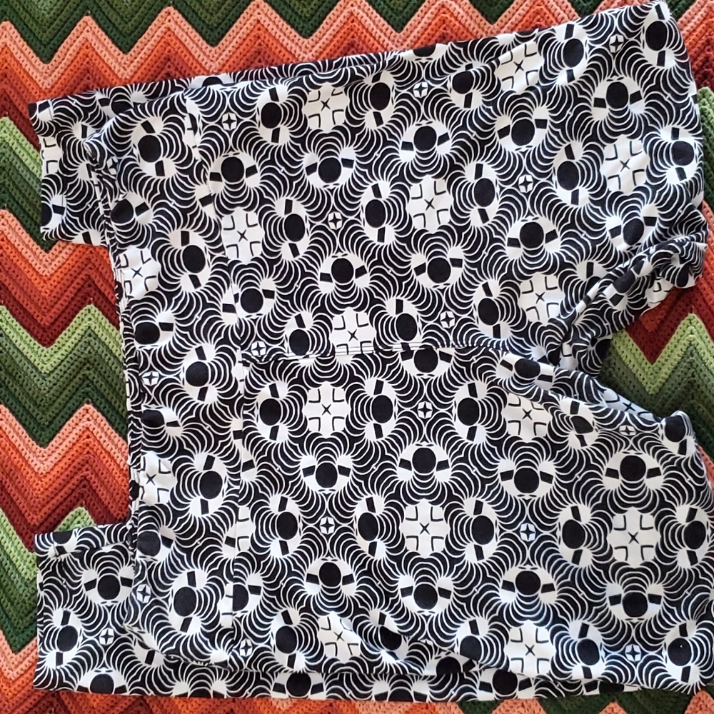 LuLaRoe Trippy Design